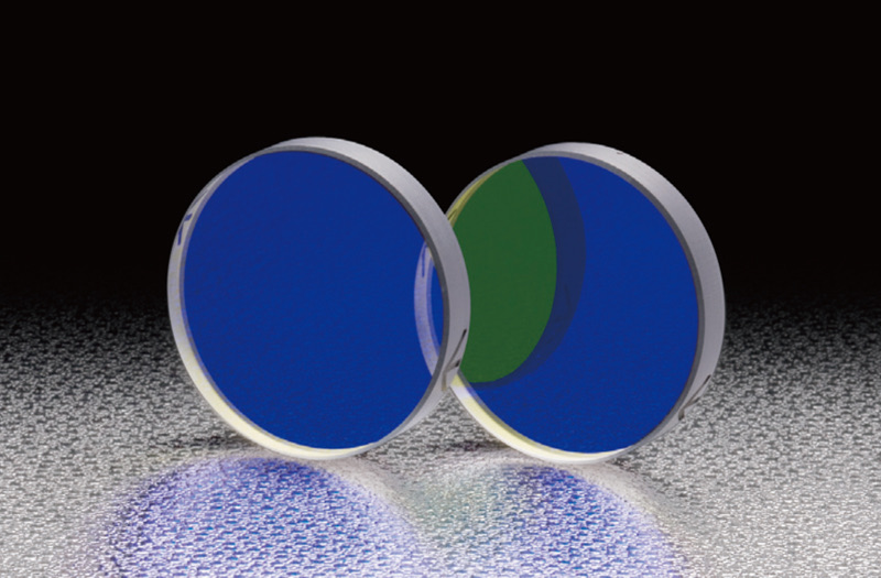 Lustro szerokopasmowe 12.7mm, 700-1100nm, 99% średnia reflektancja, krzemionka topiona, grubość 5mm (TFVMQ-12.7C05-7/11)