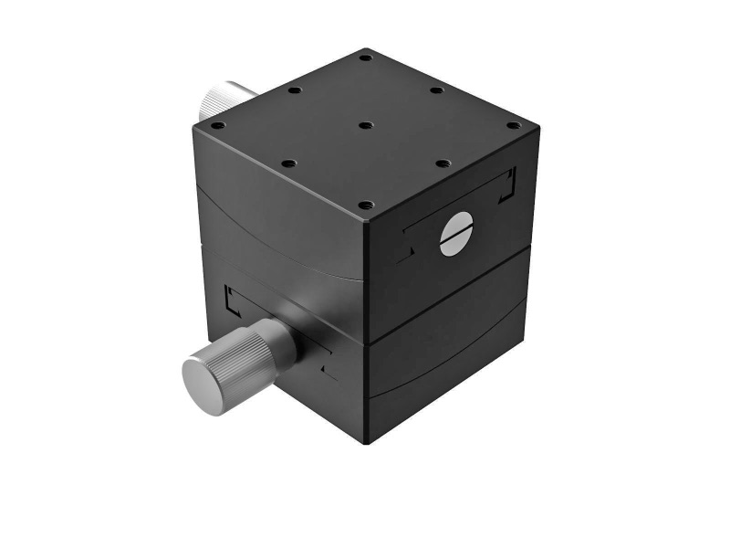 Goniometr 60X60mm, mosiężny wpust, 2-osiowy, +/-20 stopni, wysokość osi 50mm, prawoskrętny, przekładnia ślimakowa, gwint M4 (GOH-60B50R)