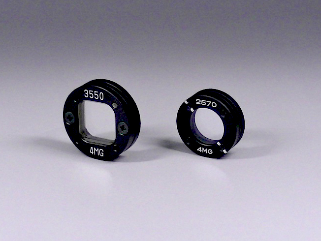 Płytka falowa Air Gap 25.4mm (1 cal), długość fali 257nm, λ/4 — zdjęcie produktu, nr katalogowy WPQG-2570-4M