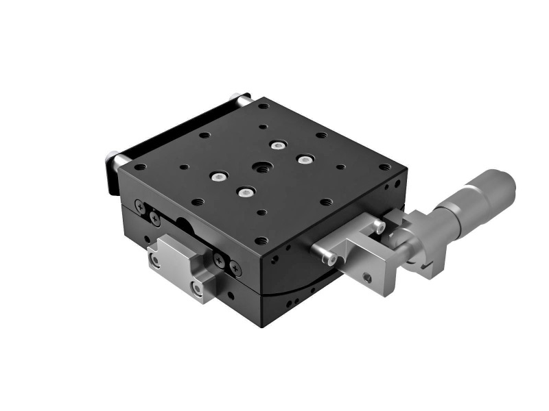 Goniometr 60X60 mm, łożyska EXC, 1 oś, +/-7 stopni, wysokość osi 35 mm, mikrometr, gwint M4 — zdjęcie produktu, nr katalogowy GOHT-60A35BMS