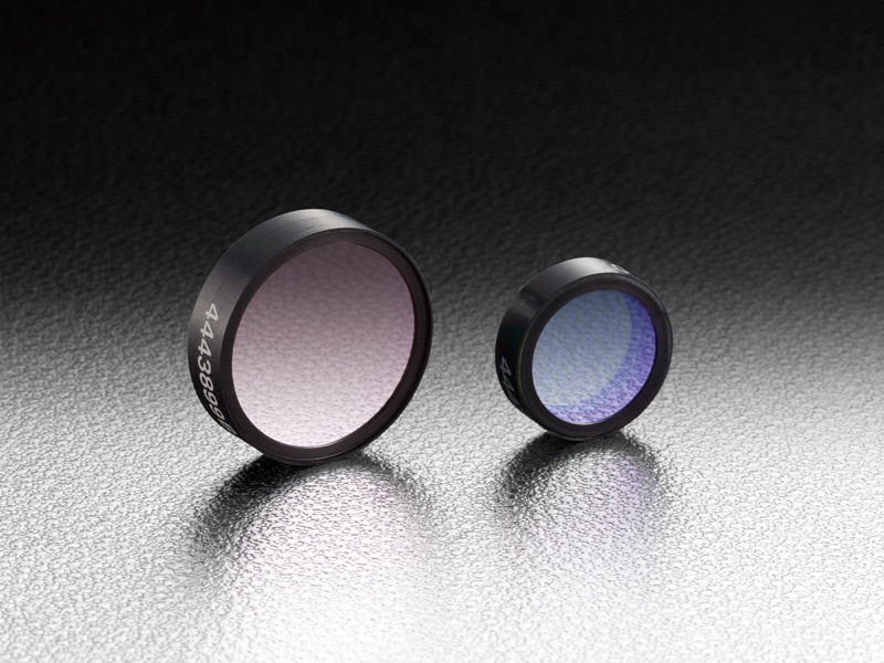 Filtr linii laserowej 12.5mm, długość fali 830nm — zdjęcie produktu, nr katalogowy VPFHT-12.5C-8300